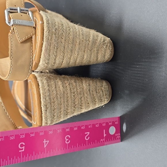 DV | Target Branded| Tan | Espadrille |Wedge Sandals | Size 10M - Picture 7 of 8